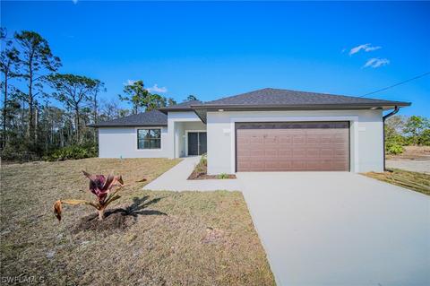 1008 Angus Ave, Lehigh Acres, FL 33974