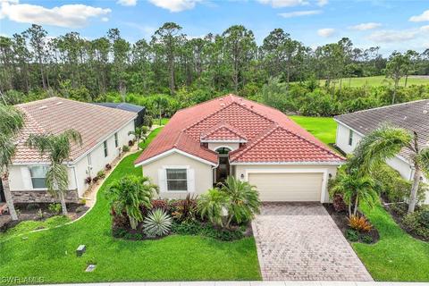 2552 Laurentina Ln, Cape Coral, FL 33909