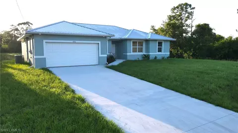 6016 Joy Ct, Labelle, FL 33935 photo 2
