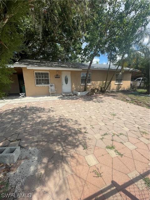 1214 N 18th Ter, Immokalee, FL 34142