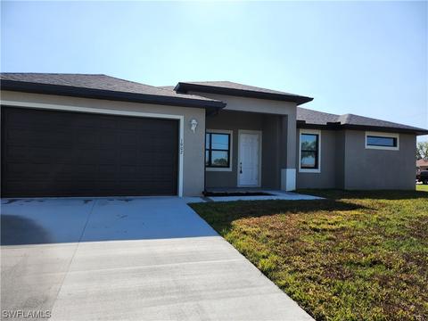 1002 Casino Ave, Lehigh Acres, FL 33971