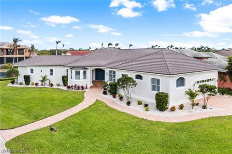 15071 Intracoastal Ct, Fort Myers, FL 33908