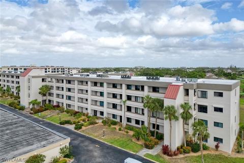 7402 Lake Breeze Dr #203, Fort Myers, FL 33907