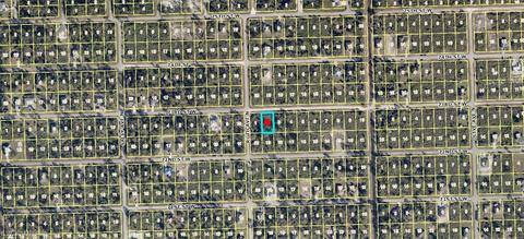 3217 73rd St W, Lehigh Acres, FL 33971