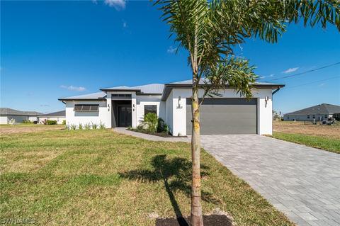1532 NW 41st Pl, Cape Coral, FL 33993