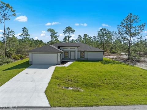 6037 Lacota Ave, Fort Myers, FL 33905