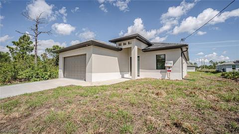 2606 19th St W, Lehigh Acres, FL 33971