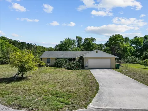 2372 Anthony Ct, Naples, FL 34109 photo 2