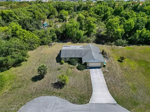 2372 Anthony Ct, Naples, FL 34109 photo 7