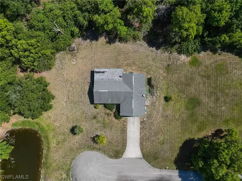 2372 Anthony Ct, Naples, FL 34109 photo 6