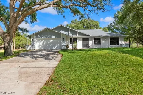 4690 Long Lake Dr, Fort Myers, FL 33905