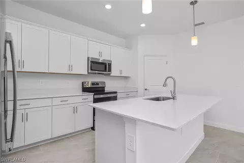 20019 Napa Loop, Estero, FL 33928 photo 10