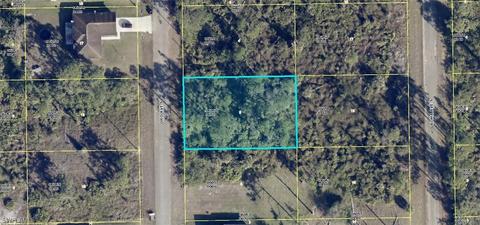 743 Oro Ave S, Lehigh Acres, FL 33974