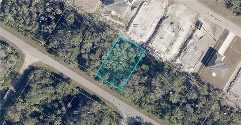 608 Kleinart Dr, Lehigh Acres, FL 33972