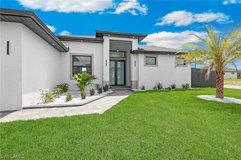 522 NE 6th Ter, Cape Coral, FL 33909