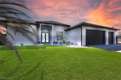 614 NE Juanita Pl, Cape Coral, FL 33909