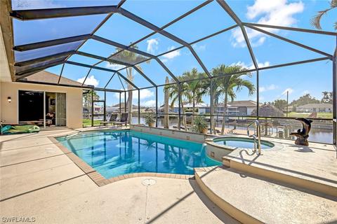 2230 SE 19th Pl, Cape Coral, FL 33990