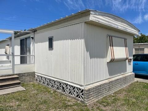 259 Poinsettia Dr, Fort Myers, FL 33905