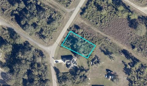 1908 Wingford Dr, Lehigh Acres, FL 33972