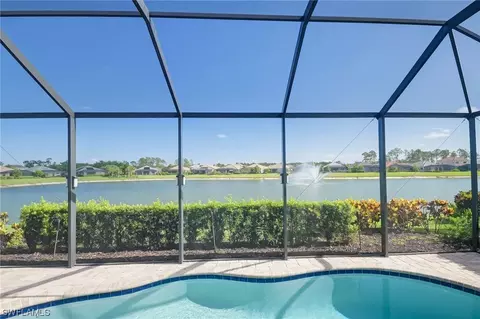 3712 Canopy Cir, Naples, FL 34120