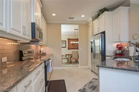 3712 Canopy Cir, Naples, FL 34120 photo 13