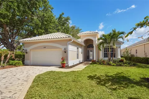 24705 Hollybrier Ln, Bonita Springs, FL 34134