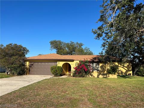 415 Jefferson Ave, Lehigh Acres, FL 33936