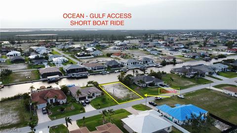 450 NW 37th Pl, Cape Coral, FL 33993