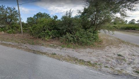 3721 25th St SW, Lehigh Acres, FL 33976