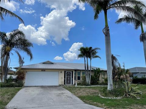 3724 SW 5th Pl, Cape Coral, FL 33914