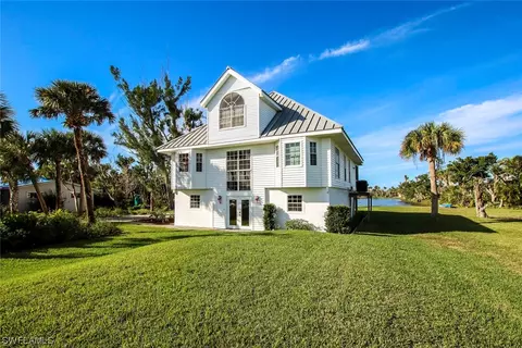 235 Palm Lake Dr, Sanibel, FL 33957