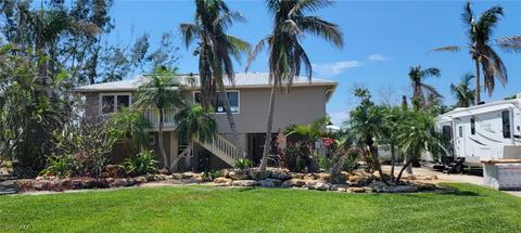 2345 Sanibel Blvd, Saint James City, FL 33956