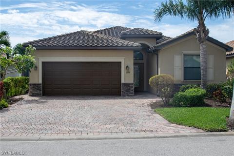 11290 Red Bluff Ln, Fort Myers, FL 33912
