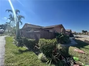 6352 Royal Woods Dr, Fort Myers, FL 33908