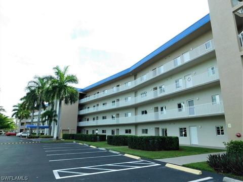 14931 Park Lake Dr #106, Fort Myers, FL 33919