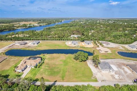 17060 Serengeti Cir, Alva, FL 33920