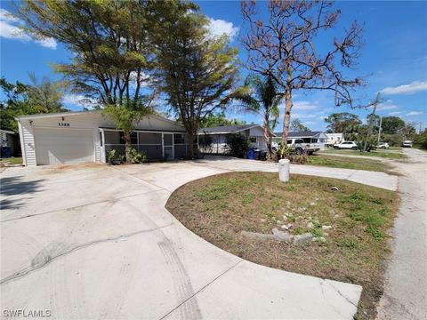 1325 Johnson Rd, North Fort Myers, FL 33917