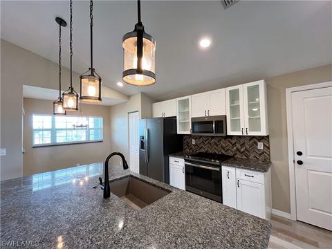7006 Alpine Ct, Labelle, FL 33935 photo 8