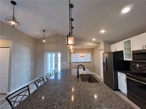 7006 Alpine Ct, Labelle, FL 33935 photo 9