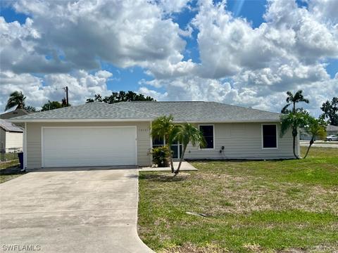 18585 Phlox Dr, Fort Myers, FL 33967