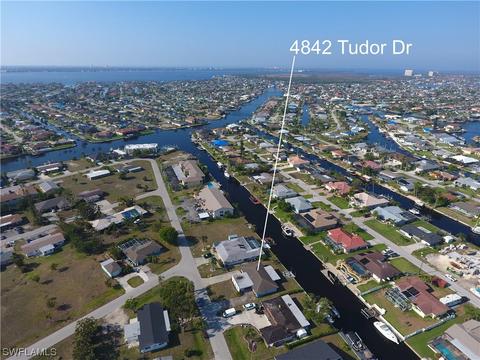 4842 Tudor Dr #1-2, Cape Coral, FL 33904