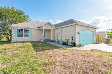 2703 21st St SW, Lehigh Acres, FL 33976