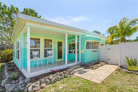 14271 Stringfellow Rd, Bokeelia, FL 33922 photo 1