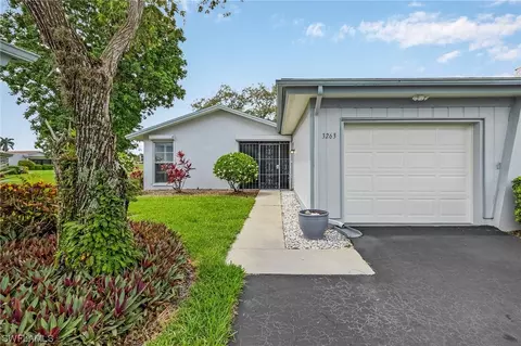 3263 Boca Ciega Dr #D-24, Naples, FL 34112