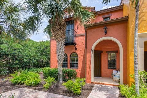 8975 Malibu St #1305, Naples, FL 34113