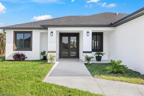 9014 Penny Ct, Labelle, FL 33935