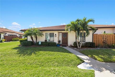 141 Park Shore Cir #2, Fort Myers, FL 33901
