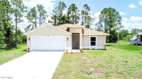 725 Long Island St E, Lehigh Acres, FL 33974