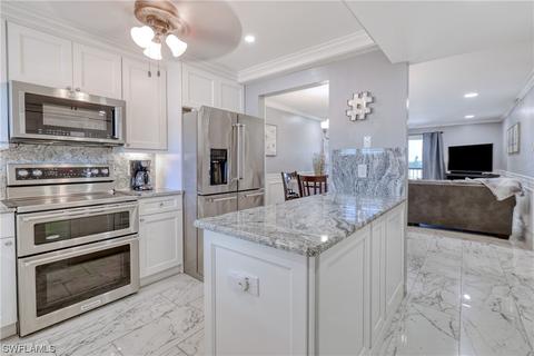 2121 Collier Ave #412, Fort Myers, FL 33901