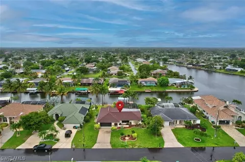 3233 SE 1st Ct, Cape Coral, FL 33904
